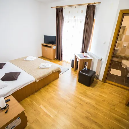 Vakantieboerderij Pensiunea Codruta Cărpinişu