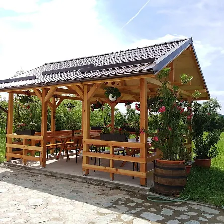 Pensiunea Codruta Vakantieboerderij *